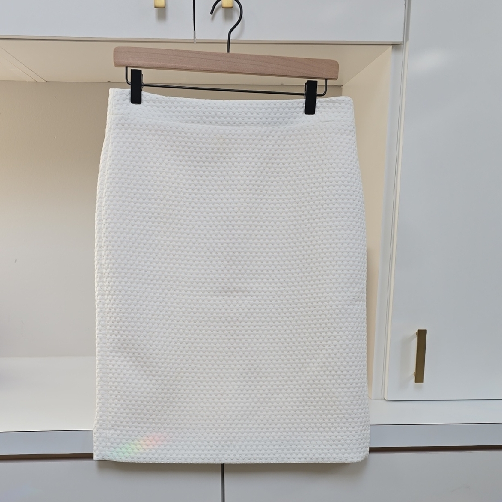 J. Crew White Textured Pencil Skirt Size 6